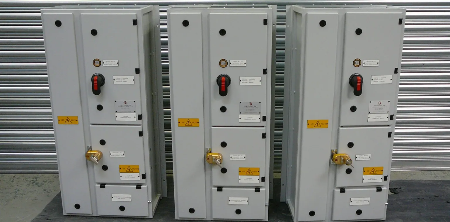 switchgear-three-panel-content Switchgear panels